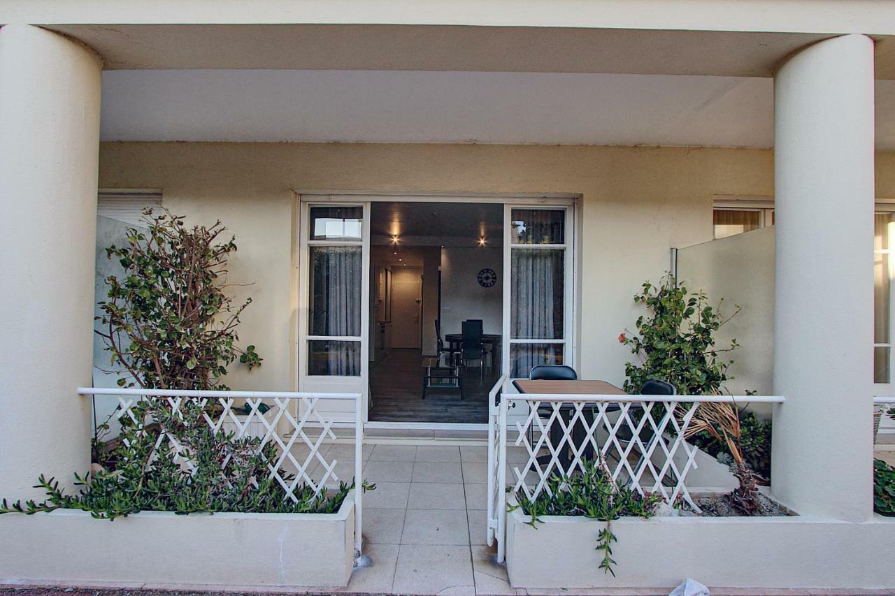 Appartement T2 Bord De Mer Climatise Жуан-Ле-Пин Екстериор снимка